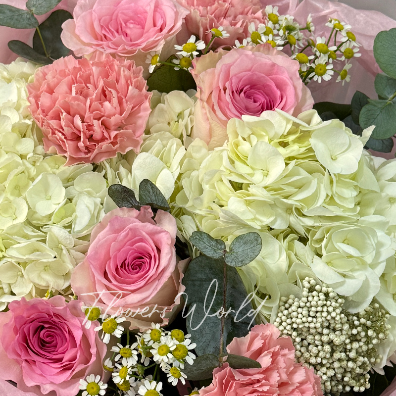 Сборный букет «Алый закат» 1