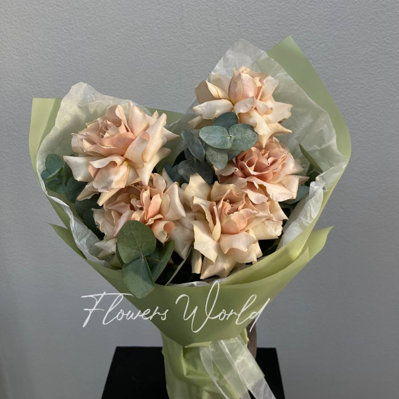 МоноБукет &laquo;5 французских роз&raquo; 